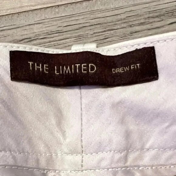 Gently Worn Limited Cream Capri Pants - Picture 7 of 10